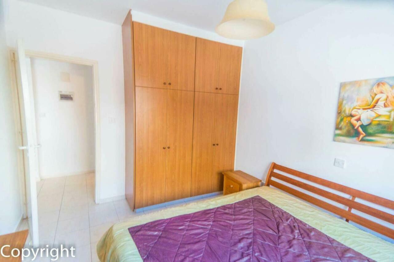 Appartement By The Sea à Paphos Extérieur photo