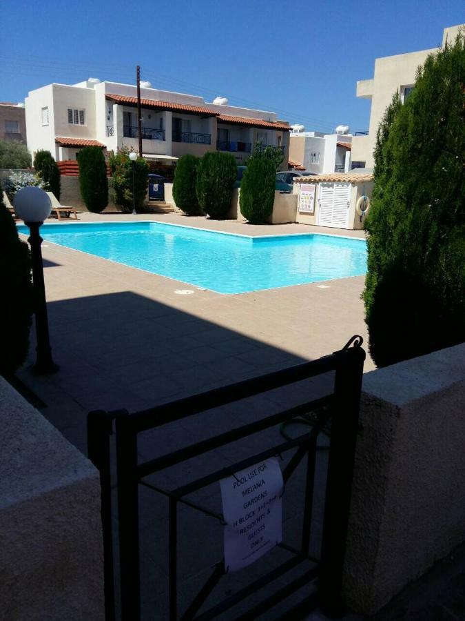 Appartement By The Sea à Paphos Extérieur photo